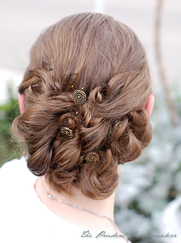 Winter button bobby pins The Prudent Homemaker