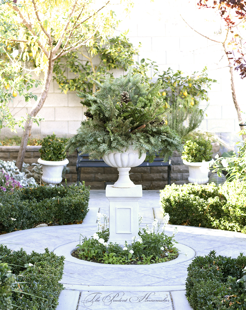 Christmas Urn in the White Garden The Prudent Homemaker