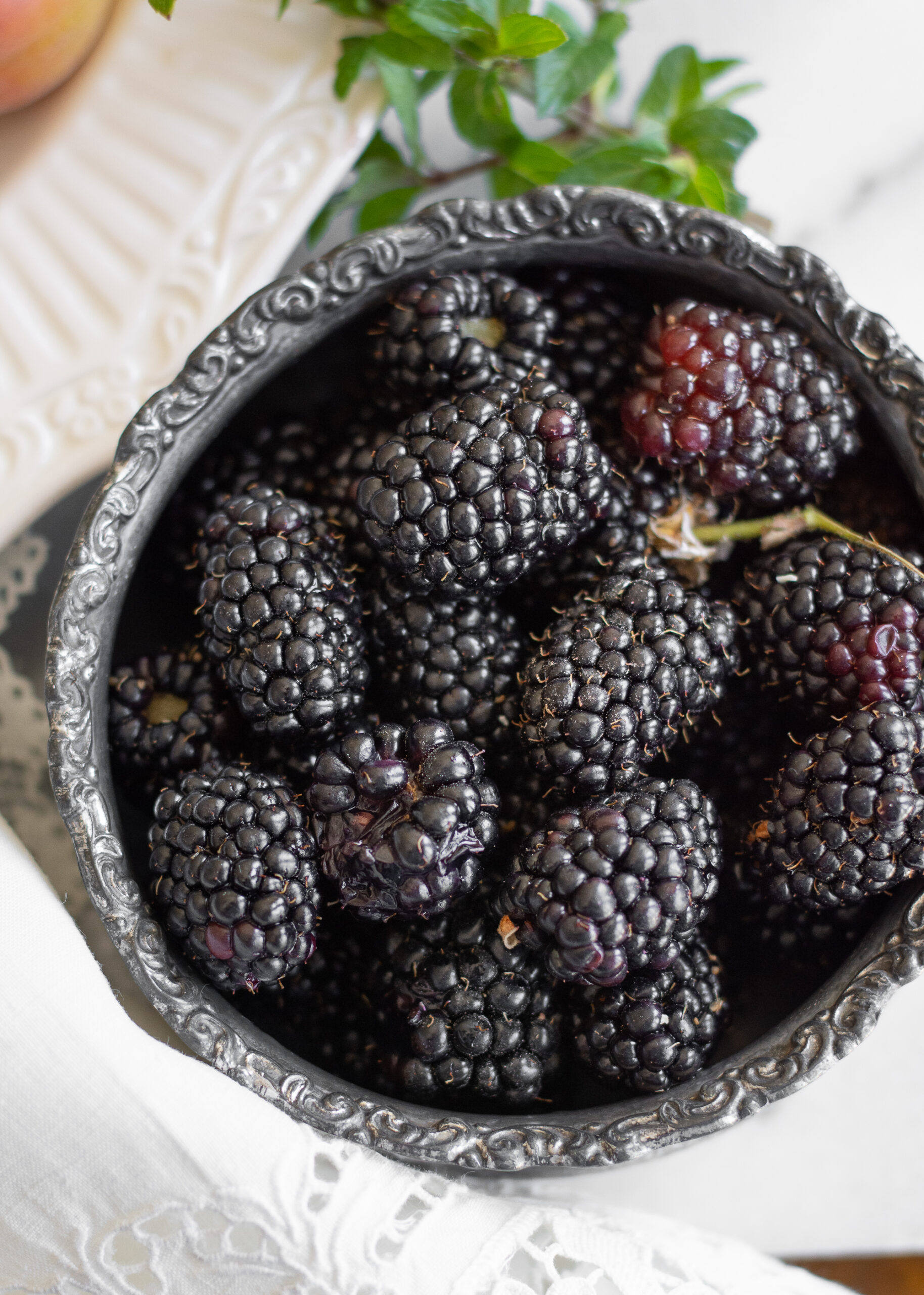 Easy Instant Pot Blackberry Bundt Cake - Couponing for Freebies